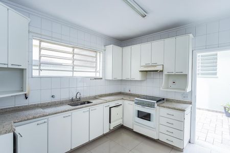 Casa para alugar com 150m², 3 quartos e 2 vagasCozinha