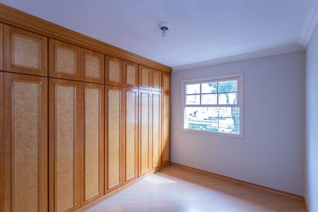 Casa para alugar com 150m², 3 quartos e 2 vagasSuite