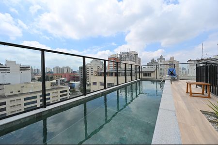 Studio à venda com 38m², 1 quarto e sem vagaPiscina