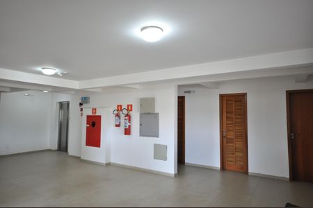Apartamento à venda com 52m², 2 quartos e 1 vagaHall Social
