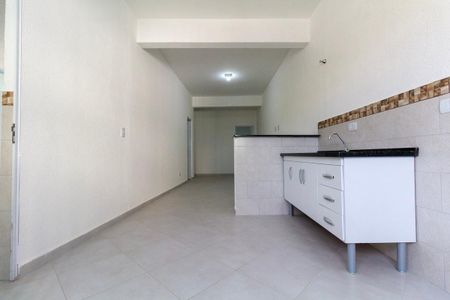 Casa para alugar com 60m², 2 quartos e sem vagaSala, Cozinha e área de serviço