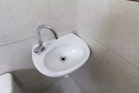 Casa para alugar com 60m², 2 quartos e sem vagaBanheiro