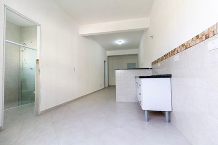 Sala, Cozinha e área de serviço de casa para alugar com 2 quartos, 60m² em Jardim Maringa, São Paulo