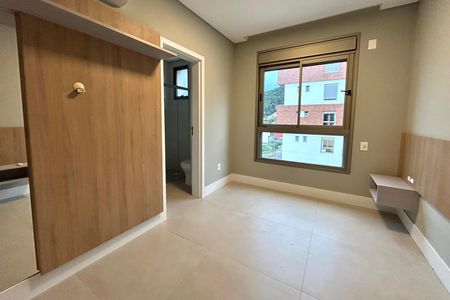 Apartamento para alugar com 76m², 2 quartos e 1 vagaSuíte 1