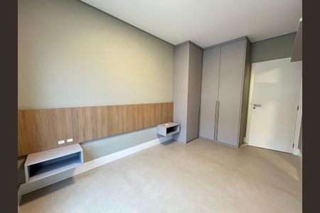 Suíte 1 de apartamento para alugar com 2 quartos, 76m² em Córrego Grande, Florianópolis
