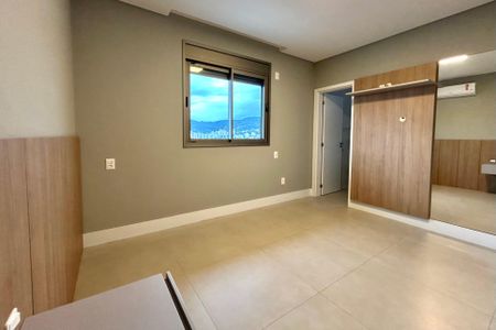 Suíte 2 de apartamento para alugar com 2 quartos, 76m² em Córrego Grande, Florianópolis