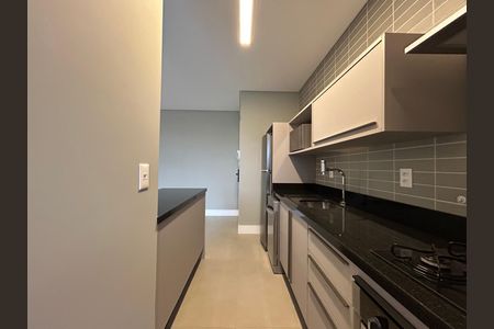 Apartamento para alugar com 76m², 2 quartos e 1 vagaCozinha 