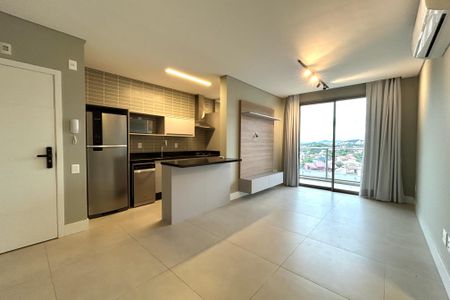 Sala de apartamento para alugar com 2 quartos, 76m² em Córrego Grande, Florianópolis