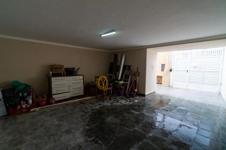 Casa para alugar com 229m², 3 quartos e 3 vagas Casa para alugar com 229m², 3 quartos e 3 vagasGaragem