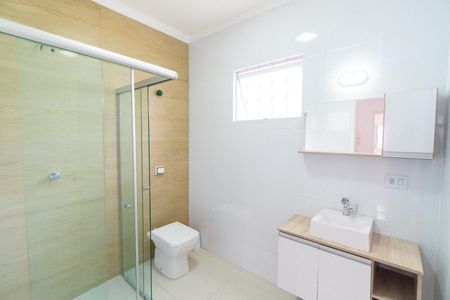 Casa para alugar com 229m², 3 quartos e 3 vagas Casa para alugar com 229m², 3 quartos e 3 vagasBanheiro