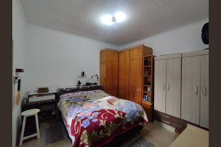 Casa para alugar com 330m², 4 quartos e 3 vagas Casa para alugar com 330m², 4 quartos e 3 vagasQuarto 2