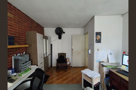Casa para alugar com 330m², 4 quartos e 3 vagas Casa para alugar com 330m², 4 quartos e 3 vagasQuarto