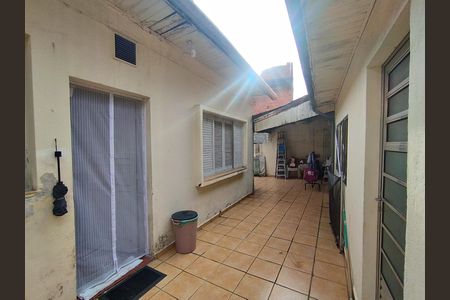 Casa para alugar com 330m², 4 quartos e 3 vagas Casa para alugar com 330m², 4 quartos e 3 vagasQuintal