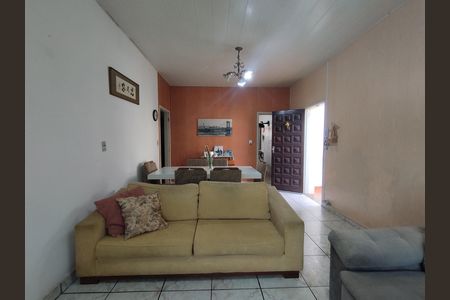 Casa para alugar com 330m², 4 quartos e 3 vagas Casa para alugar com 330m², 4 quartos e 3 vagasSala