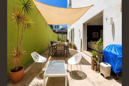 Apartamento à venda com 315m², 5 quartos e 2 vagasÁrea externa