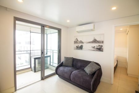 Sala de apartamento para alugar com 1 quarto, 36m² em Cidade Monções, São Paulo