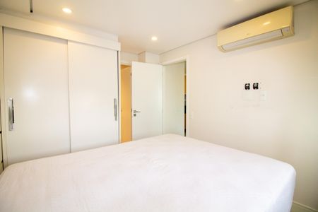 Suíte  de apartamento para alugar com 1 quarto, 36m² em Cidade Monções, São Paulo