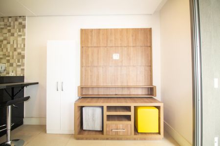 Sala de apartamento para alugar com 1 quarto, 36m² em Cidade Monções, São Paulo