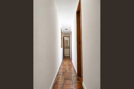 Casa para alugar com 220m², 2 quartos e 2 vagasCorredor