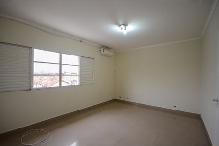 Casa para alugar com 265m², 5 quartos e 5 vagas Casa para alugar com 265m², 5 quartos e 5 vagasSuíte