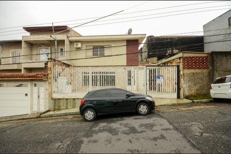 Casa para alugar com 265m², 5 quartos e 5 vagas Casa para alugar com 265m², 5 quartos e 5 vagasFachada