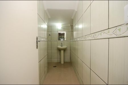 Casa para alugar com 265m², 5 quartos e 5 vagas Casa para alugar com 265m², 5 quartos e 5 vagasLavabo