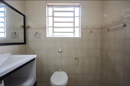 Casa para alugar com 265m², 5 quartos e 5 vagas Casa para alugar com 265m², 5 quartos e 5 vagasSuíte - Banheiro