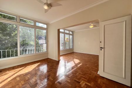 Apartamento para alugar com 150m², 3 quartos e 1 vagaSala