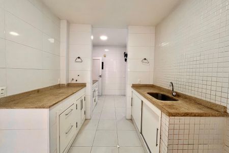 Apartamento para alugar com 150m², 3 quartos e 1 vagaCozinha 