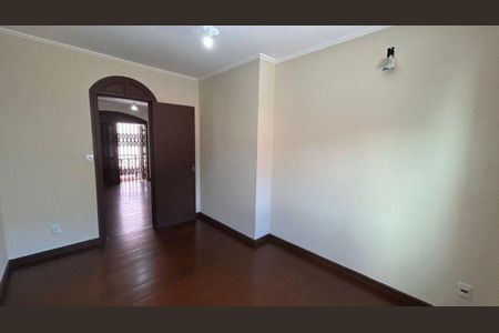 Quarto 1 de casa de condomínio para alugar com 3 quartos, 80m² em Jardim Itu, Porto Alegre