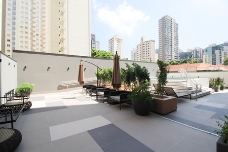 Apartamento para alugar com 25m², 1 quarto e sem vaga Apartamento para alugar com 25m², 1 quarto e sem vagaÁrea comum - Piscina