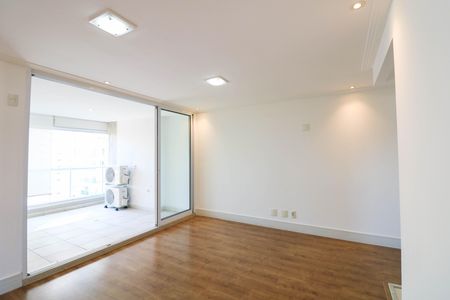 Apartamento à venda com 71m², 2 quartos e sem vaga Apartamento à venda com 71m², 2 quartos e sem vagaCozinha / Sala