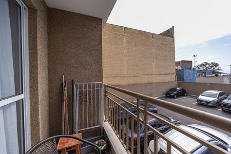 Apartamento à venda com 49m², 2 quartos e 1 vaga Apartamento à venda com 49m², 2 quartos e 1 vagaVaranda