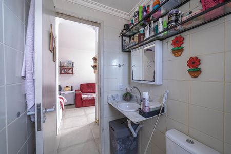 Apartamento à venda com 49m², 2 quartos e 1 vaga Apartamento à venda com 49m², 2 quartos e 1 vagaBanheiro