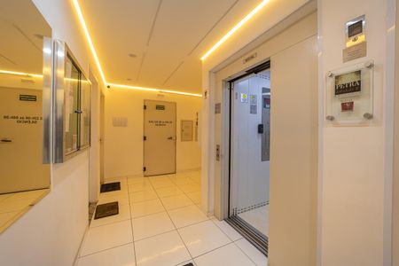 Apartamento à venda com 49m², 2 quartos e 1 vaga Apartamento à venda com 49m², 2 quartos e 1 vagaÁrea comum