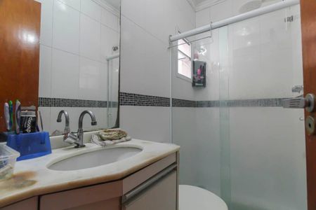 Casa à venda com 220m², 3 quartos e 2 vagasBanheiro da Suíte