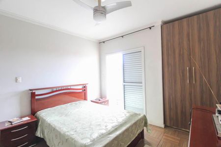 Casa à venda com 220m², 3 quartos e 2 vagasSuite