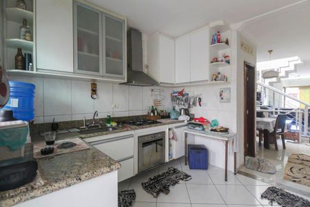 Casa à venda com 220m², 3 quartos e 2 vagasCozinha