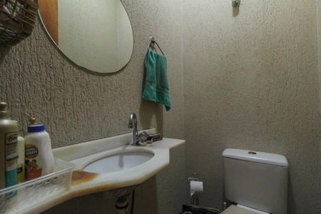 Lavabo de casa à venda com 3 quartos, 220m² em Jardim Ana Rosa, São Paulo