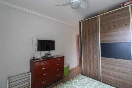 Casa à venda com 220m², 3 quartos e 2 vagasSuite