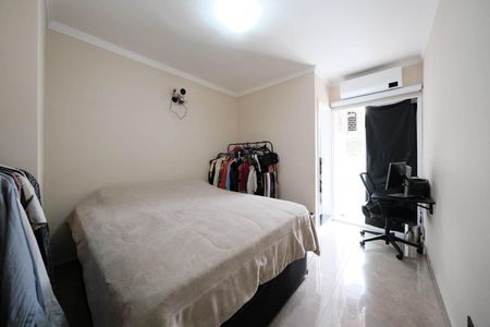 Suíte 1 de casa de condomínio para alugar com 2 quartos, 68m² em Vila Domitila, São Paulo