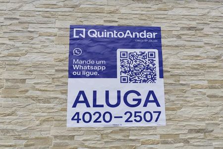 Casa de condomínio para alugar com 68m², 2 quartos e 1 vaga Casa de condomínio para alugar com 68m², 2 quartos e 1 vagaFachada