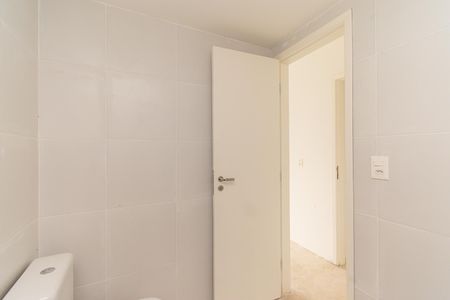 Apartamento à venda com 70m², 2 quartos e 1 vaga Apartamento à venda com 70m², 2 quartos e 1 vagaBanheiro da Suíte
