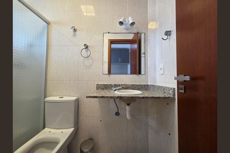 Apartamento para alugar com 103m², 2 quartos e 1 vagaBanheiro da Suíte 1