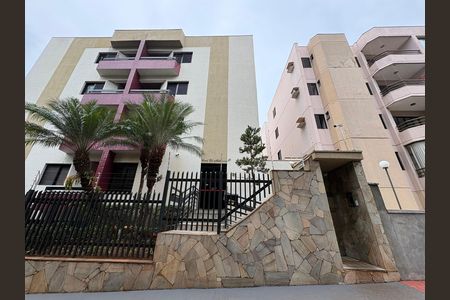 Apartamento para alugar com 86m², 3 quartos e 2 vagas Apartamento para alugar com 86m², 3 quartos e 2 vagasFachada