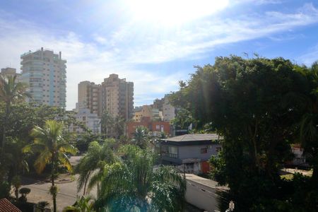 Apartamento para alugar com 58m², 1 quarto e 2 vagasVista