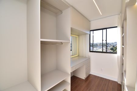 Apartamento para alugar com 74m², 2 quartos e 1 vagaQuarto/Closet 