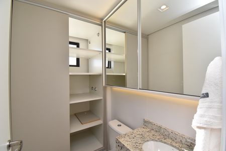 Apartamento para alugar com 74m², 2 quartos e 1 vagaLavabo