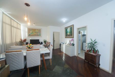 Apartamento à venda com 93m², 3 quartos e 2 vagas Apartamento à venda com 93m², 3 quartos e 2 vagasSala de Jantar