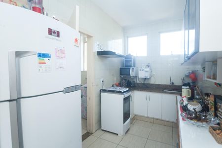 Apartamento à venda com 93m², 3 quartos e 2 vagas Apartamento à venda com 93m², 3 quartos e 2 vagasCozinha